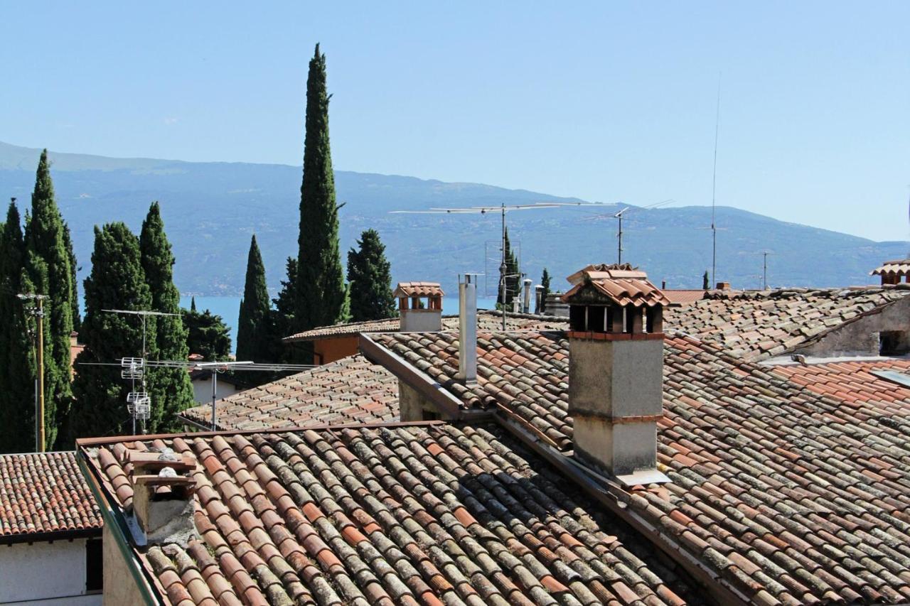 Casa Marsilva - Holiday Apartment With Roof Terrace, Near The Lake Toscolano Maderno Eksteriør bilde