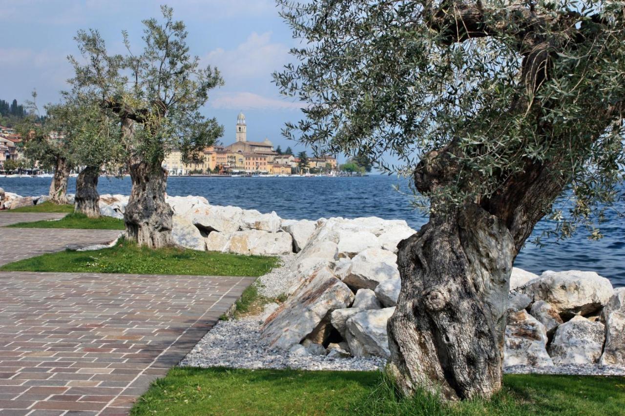 Casa Marsilva - Holiday Apartment With Roof Terrace, Near The Lake Toscolano Maderno Eksteriør bilde